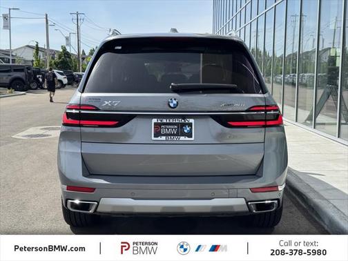 2024 BMW X7 xDrive40i