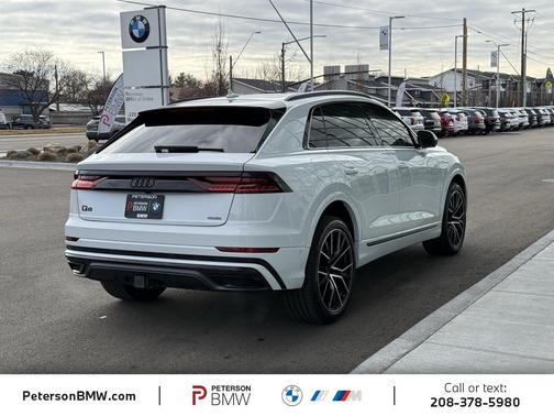 2021 Audi Q8 55 Premium Plus