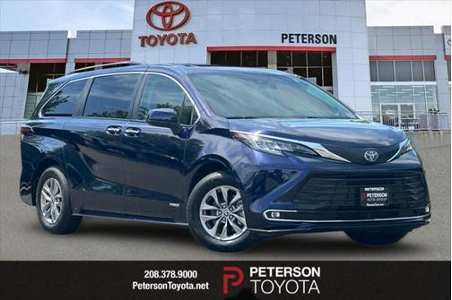 2021 Toyota Sienna XLE 7 Passenger