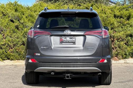 2017 Toyota RAV4 Limited