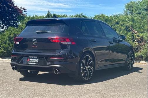 2022 Volkswagen Golf GTI 2.0T S DSG