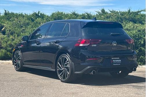 2022 Volkswagen Golf GTI 2.0T S DSG