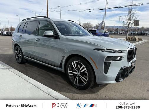 2025 BMW X7 xDrive40i
