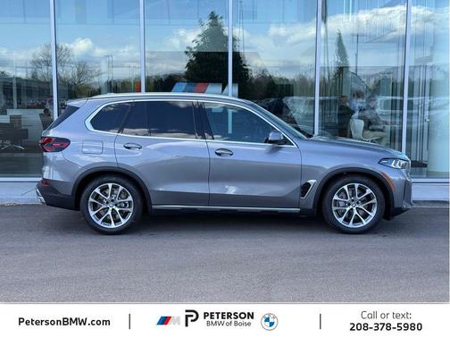 Skyscraper Grey Metallic 2026 BMW X5 PHEV xDrive50e