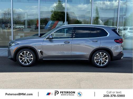 Skyscraper Grey Metallic 2026 BMW X5 PHEV xDrive50e