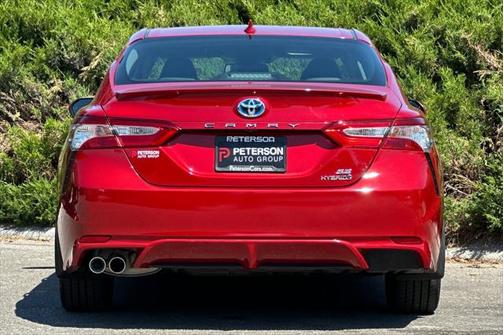 2020 Toyota Camry SE