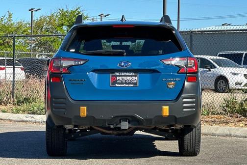 Geyser Blue 2022 Subaru Outback Wilderness