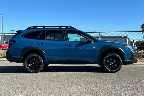 Geyser Blue 2022 Subaru Outback Wilderness
