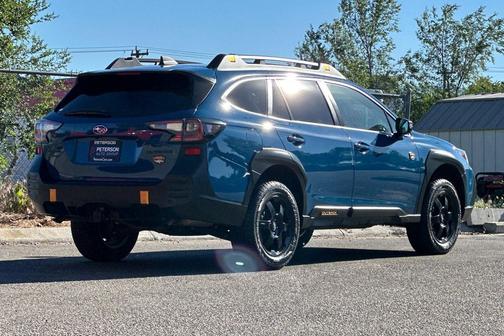 Geyser Blue 2022 Subaru Outback Wilderness