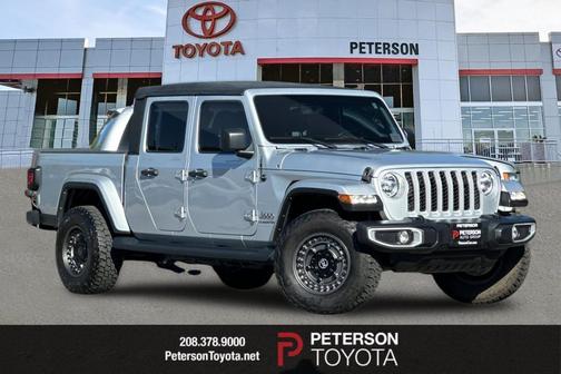 2022 Jeep Gladiator Overland