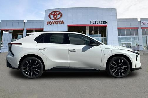 Wind Chill Pearl 2026 Toyota bZ Limited