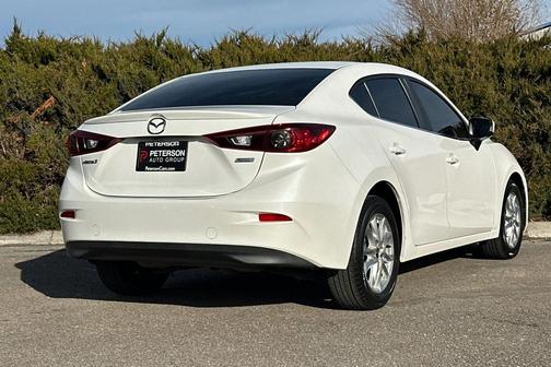2015 Mazda Mazda3 i Touring