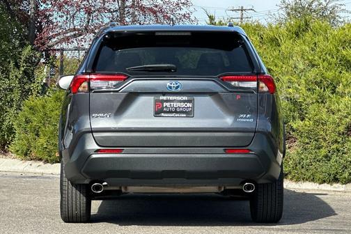 2024 Toyota RAV4 Hybrid XLE