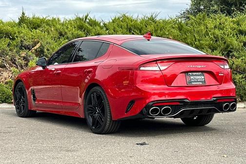 2022 Kia Stinger GT1