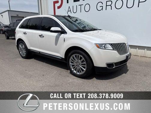 White Platinum Clearcoat Metallic 2011 Lincoln MKX Base