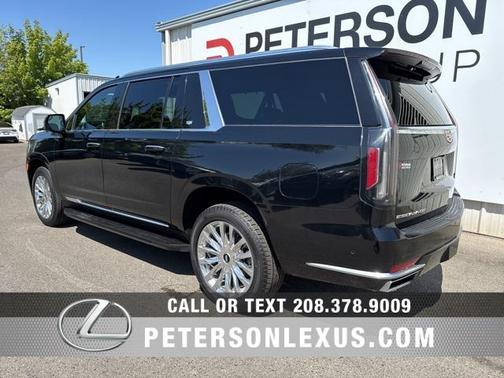 2023 Cadillac Escalade ESV Premium Luxury