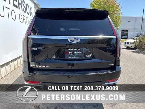 2023 Cadillac Escalade ESV Premium Luxury