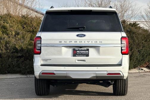2024 Ford Expedition Platinum