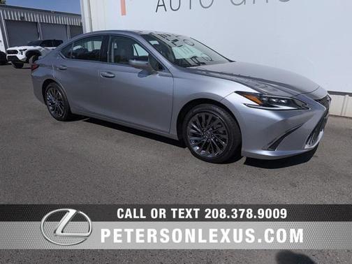 2025 Lexus ES 300h Luxury