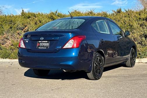 2014 Nissan Versa 1.6 S