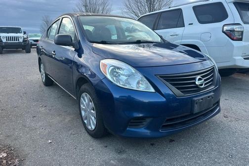 2014 Nissan Versa 1.6 S