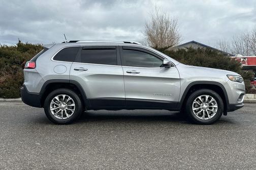 2021 Jeep Cherokee Latitude Plus