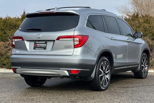 2019 Honda Pilot Touring 8-Passenger
