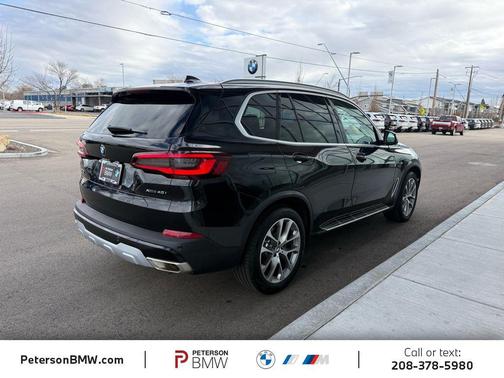 2023 BMW X5 xDrive40i