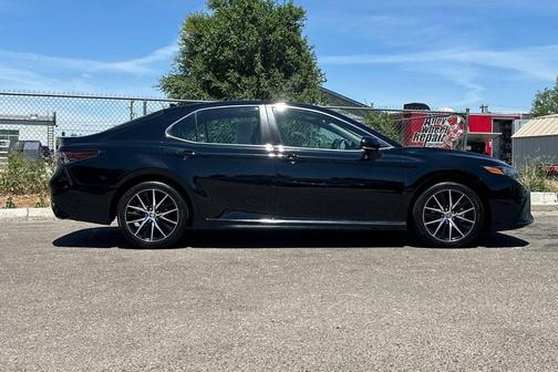 Midnight Black Metallic 2023 Toyota Camry SE