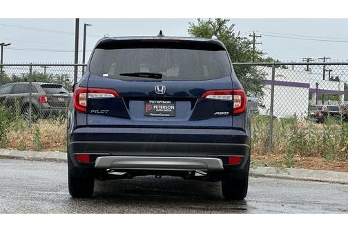 Obsidian Blue Pearl 2022 Honda Pilot AWD Black Edition