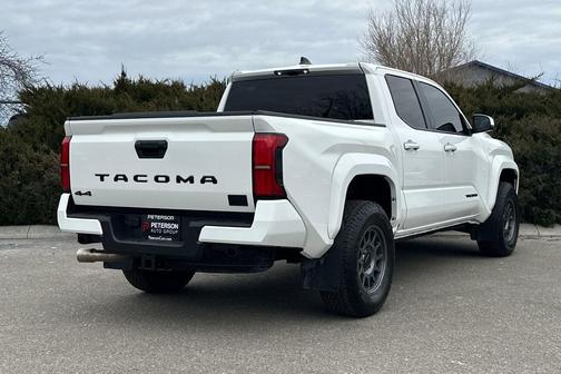 2025 Toyota Tacoma SR5