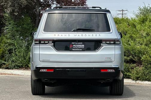 2022 Jeep Grand Wagoneer Series II 4x4