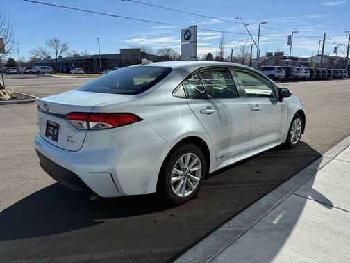 2025 Toyota Corolla Hybrid LE