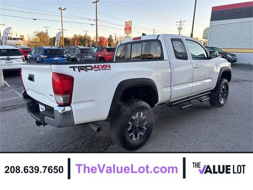 2016 Toyota Tacoma SR5