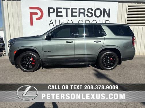 2023 Chevrolet Tahoe 4WD RST