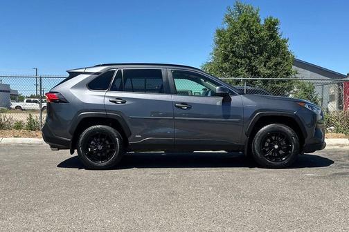 Magnetic Gray Metallic 2021 Toyota RAV4 Hybrid XLE