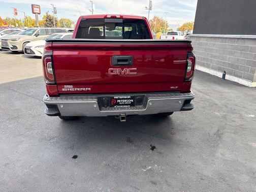 Red Quartz Tintcoat 2018 GMC Sierra 1500 SLT