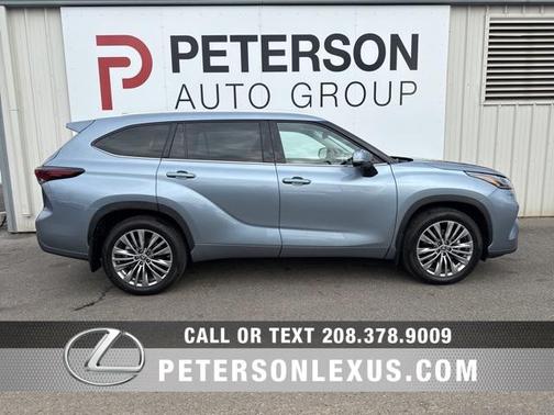 2024 Toyota Highlander Platinum