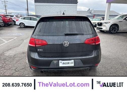 2015 Volkswagen Golf GTI 2.0T SE 4-Door