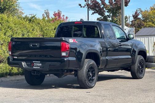 2021 Toyota Tacoma SR