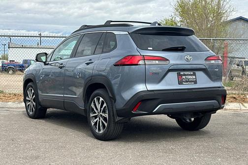2023 Toyota Corolla Cross XLE