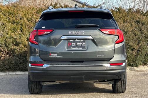 2021 GMC Terrain SLT