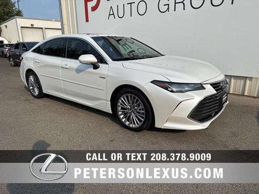 2019 Toyota Avalon Hybrid Limited