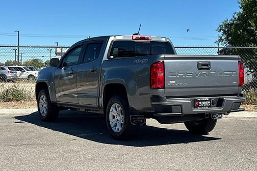 Satin Steel Metallic 2021 Chevrolet Colorado LT