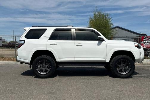 Super White 2019 Toyota 4Runner TRD Off Road