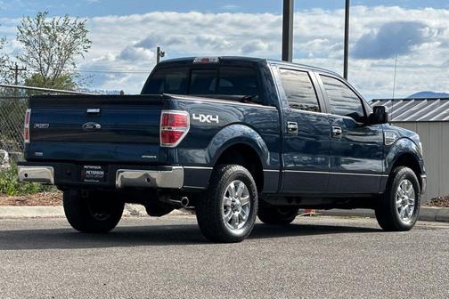 Blue 2014 Ford F-150 XLT