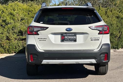 2022 Subaru Outback Touring XT