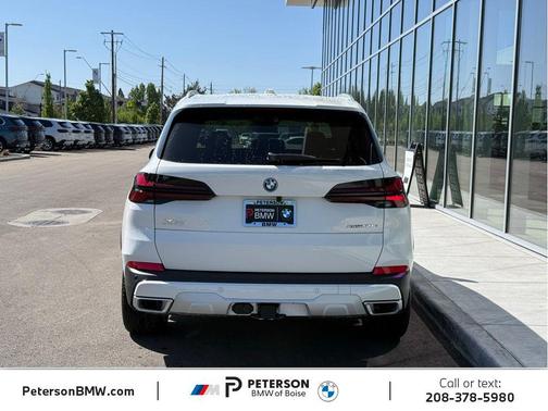 Alpine White 2026 BMW X5 PHEV xDrive50e