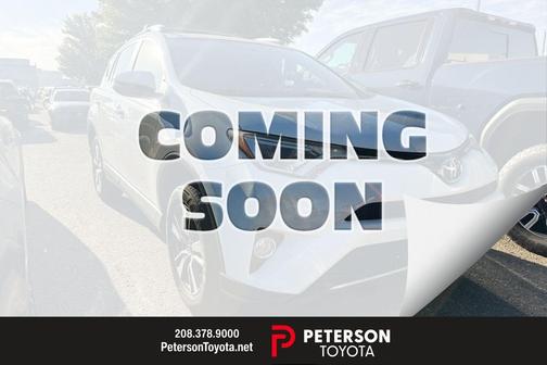 Super White 2016 Toyota RAV4 XLE