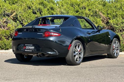2022 Mazda MX-5 Miata RF Grand Touring